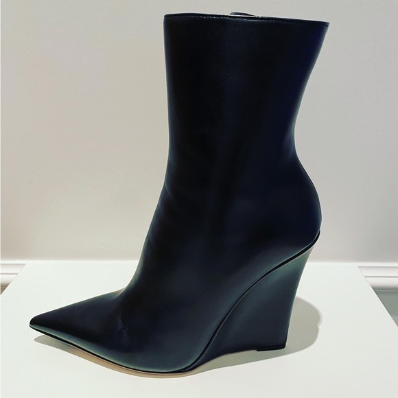 Brand new JIMMY CHOO Blake Pointed Toe Wedge Booties - Picture 4 of 10